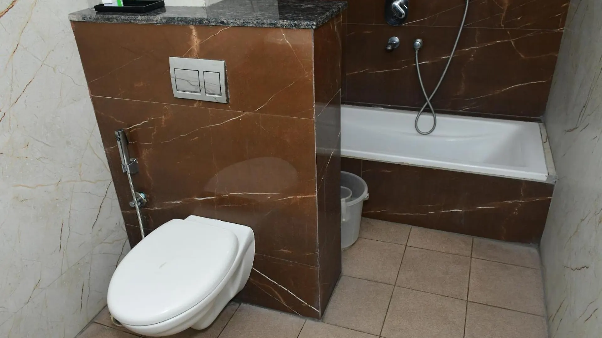 Sai Vihaar Inn & Suites Mysore 0*,  India