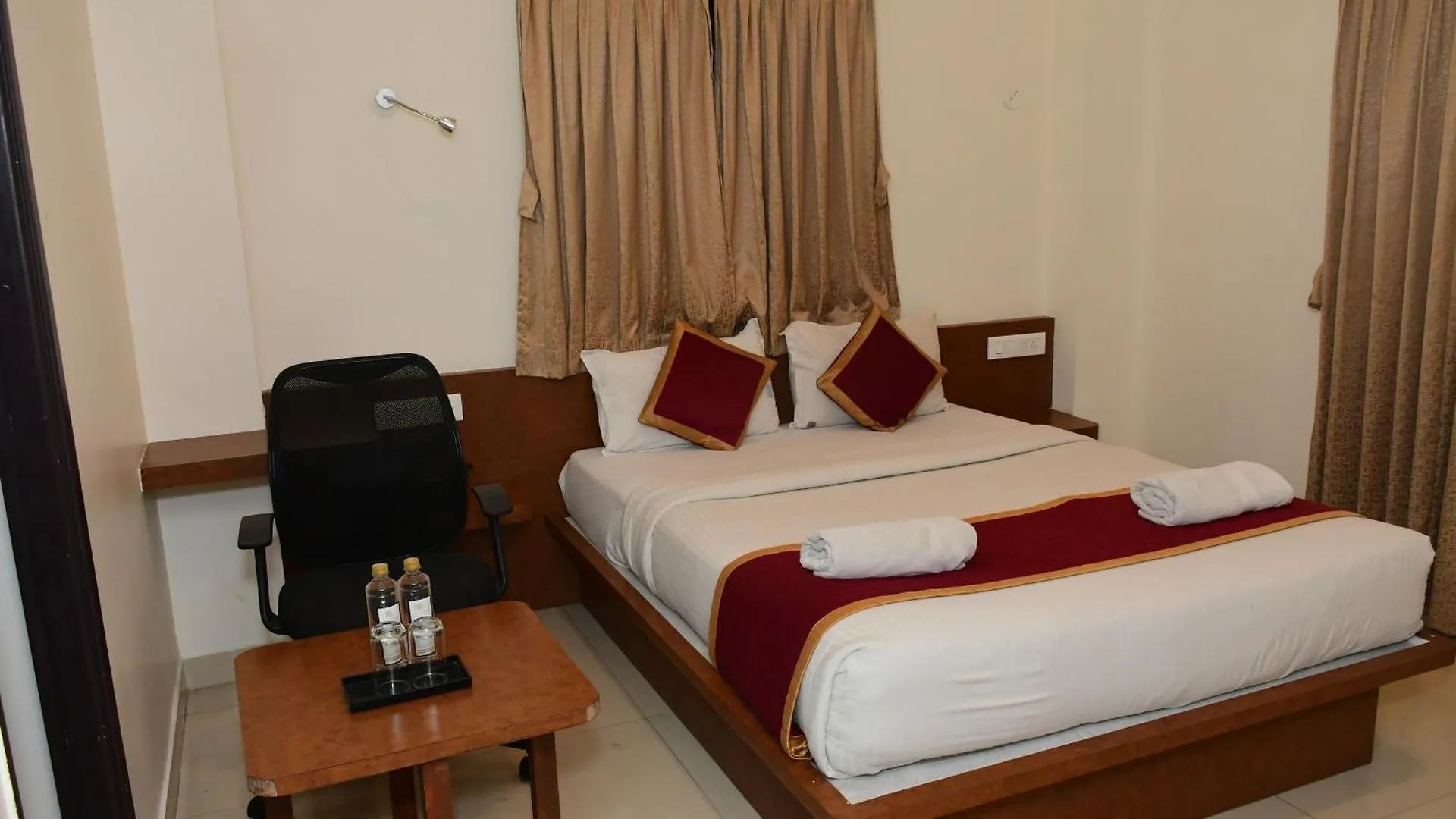 Sai Vihaar Inn & Suites Mysore Hotel