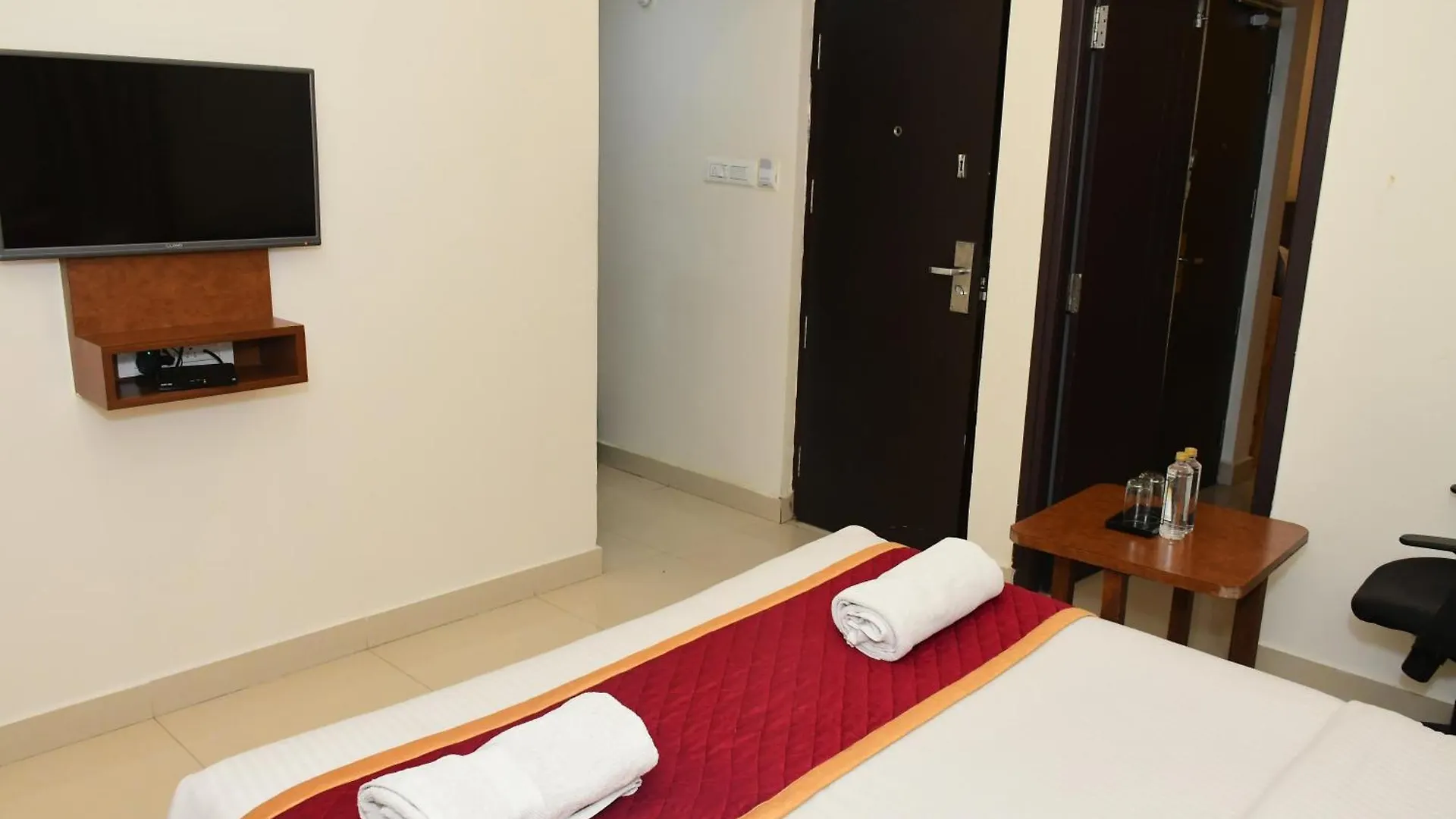 Sai Vihaar Inn & Suites Mysore 0*,  India