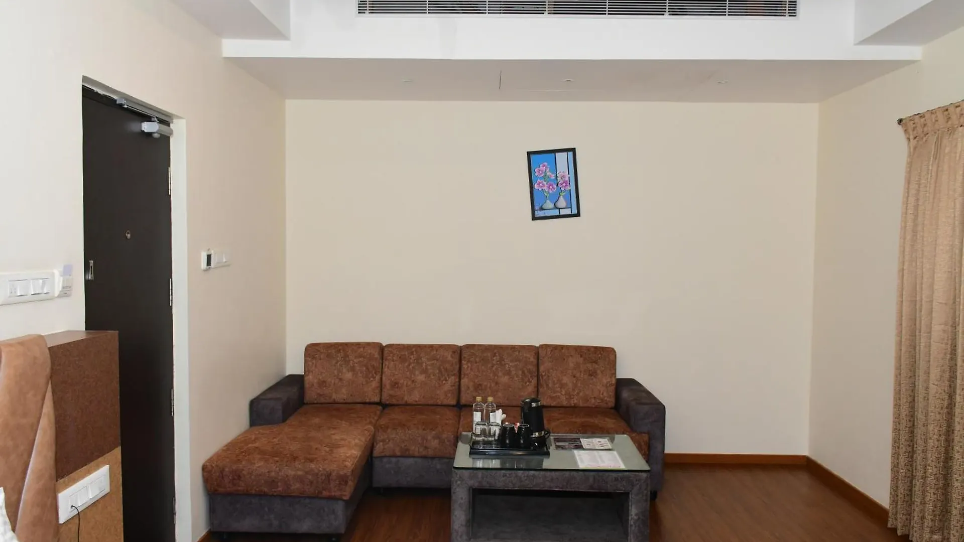 Sai Vihaar Inn & Suites Mysore Hotel